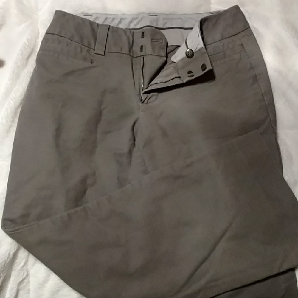 Gap curvy fit gray pants